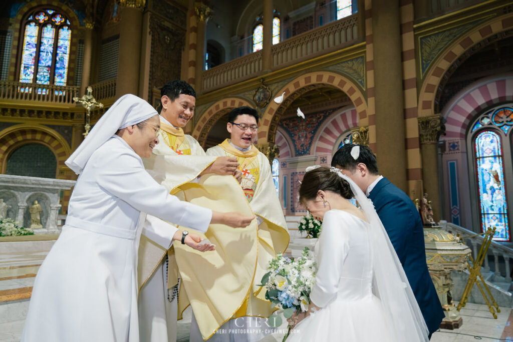 Assumption Cathedral Bangkok Wedding - พิธีแต่งงานแบบคริสต์ อาสนวิหารอัสสัมชัญ