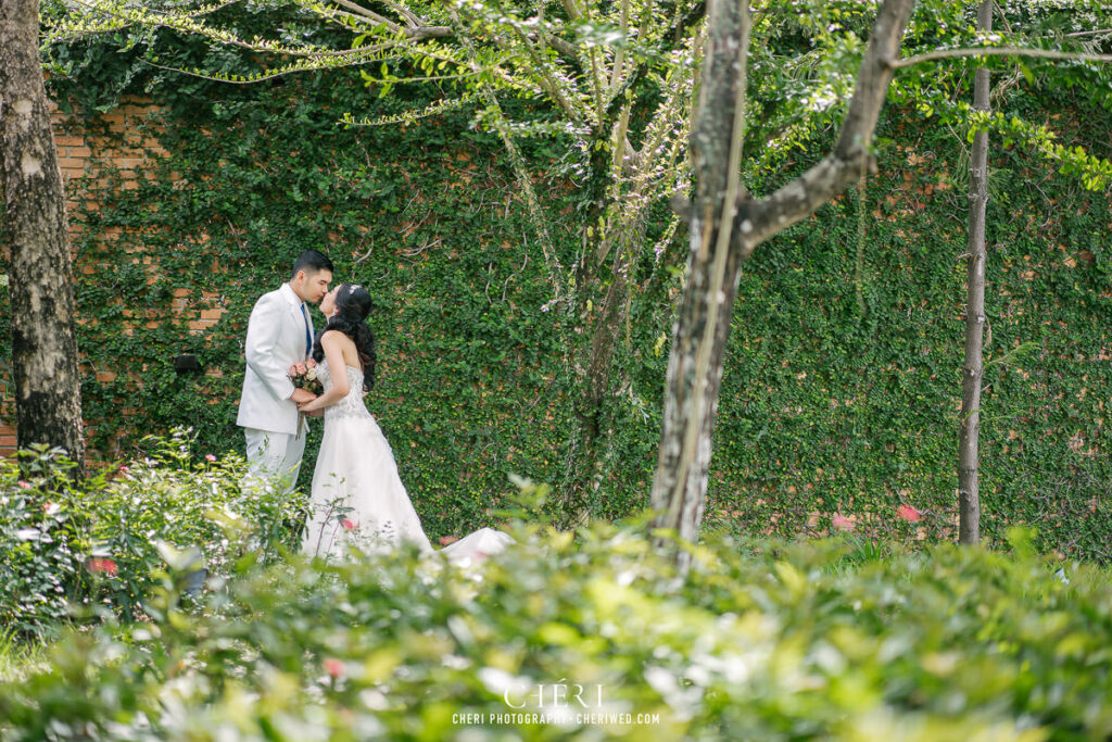 Beautiful Couple Pre-Wedding Kim and Chris from Vietnam at Chocolate Ville, Bangkok