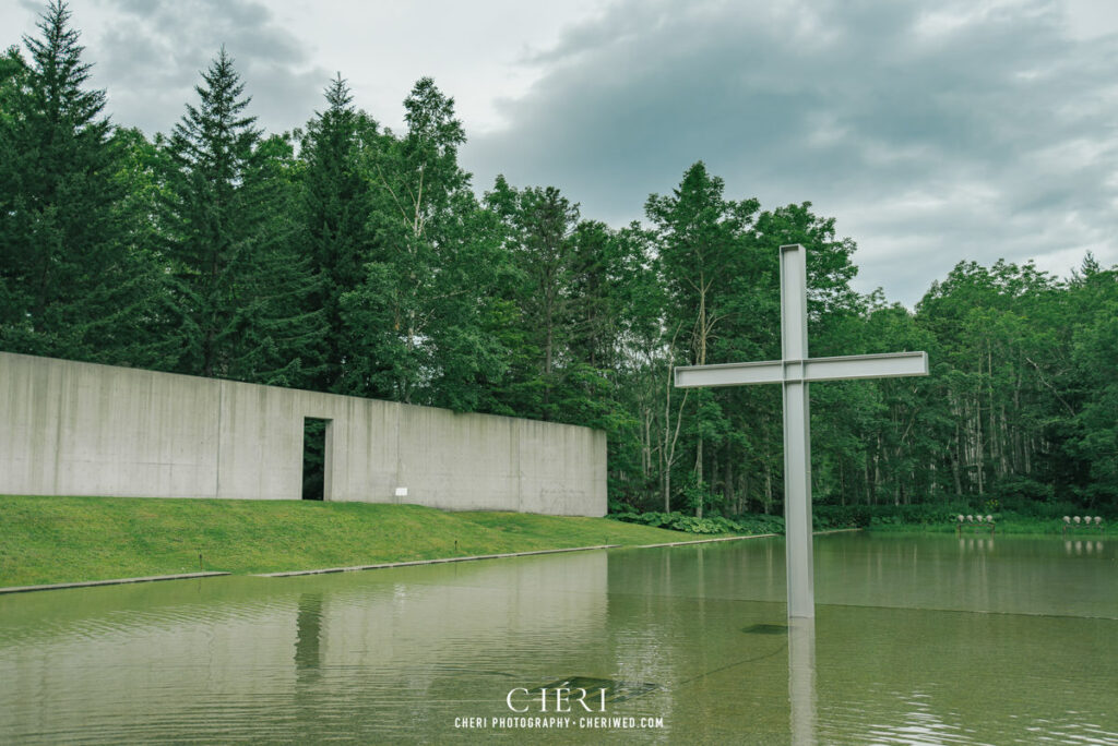 Chapel on the water at Hoshino Resorts - Japan Wedding