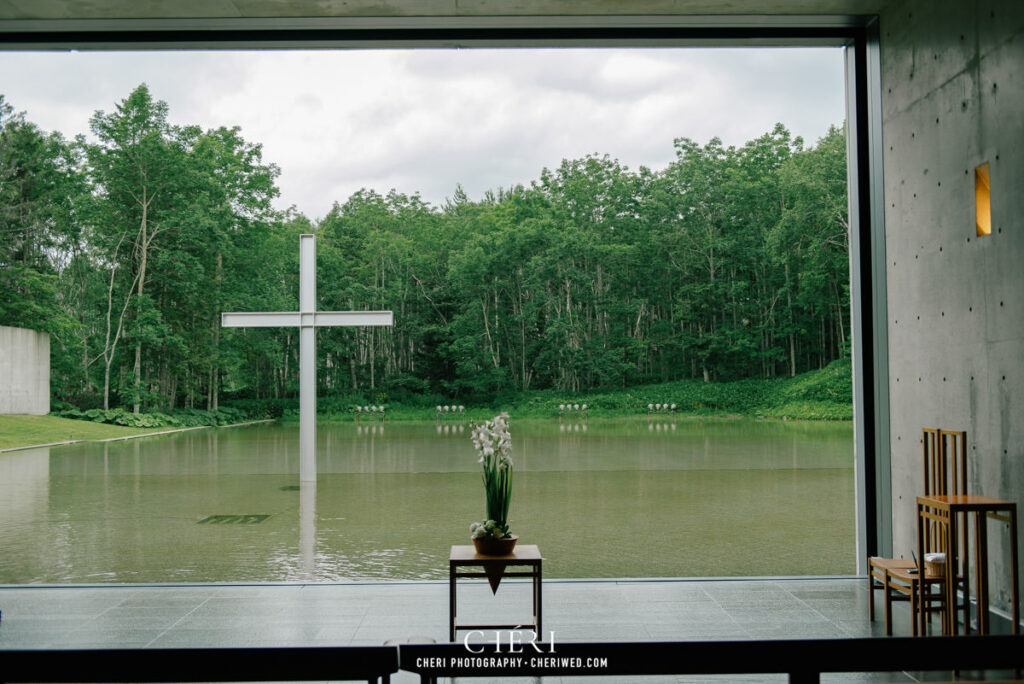 Chapel on the water at Hoshino Resorts - Japan Wedding