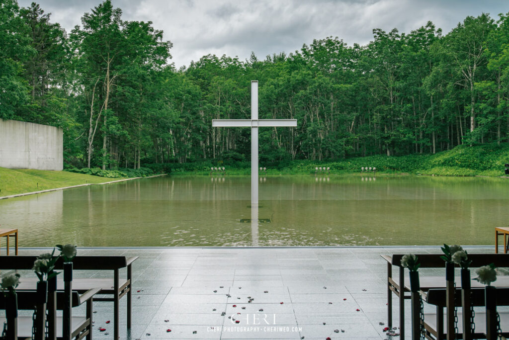 Chapel on the water at Hoshino Resorts - Japan Wedding