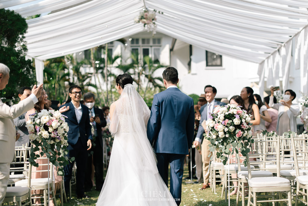 Baan Dusit Thani Western Wedding Ceremony Bangkok Thailand