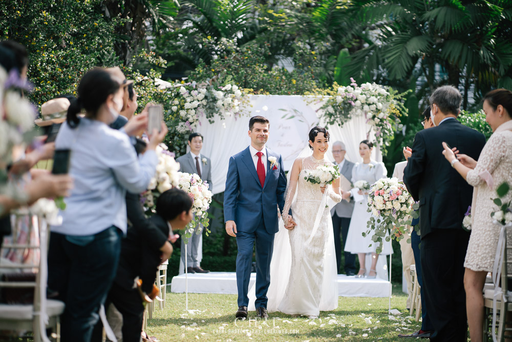 Baan Dusit Thani Western Wedding Ceremony Bangkok Thailand