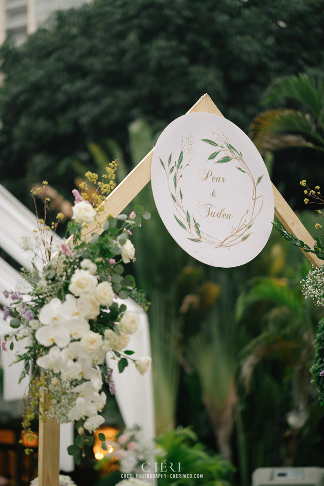 Baan Dusit Thani Western Wedding Ceremony Bangkok Thailand