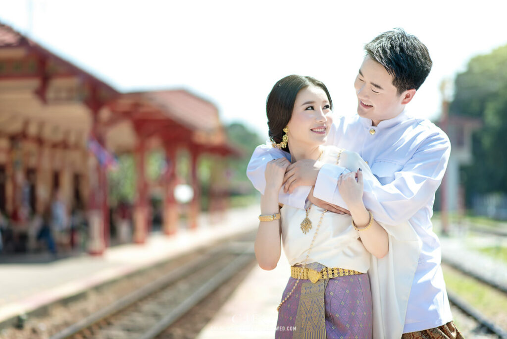 Hua Hin Beach Pre Wedding Photoshoot Isssay and Picasso from China