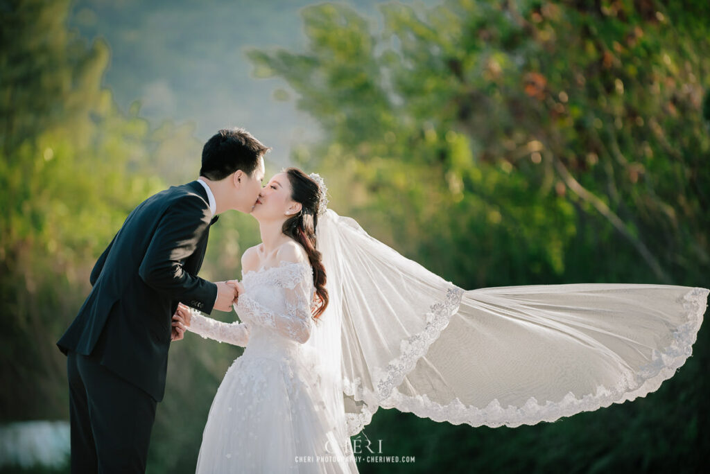 Hua Hin Beach Pre Wedding Photoshoot Isssay and Picasso from China