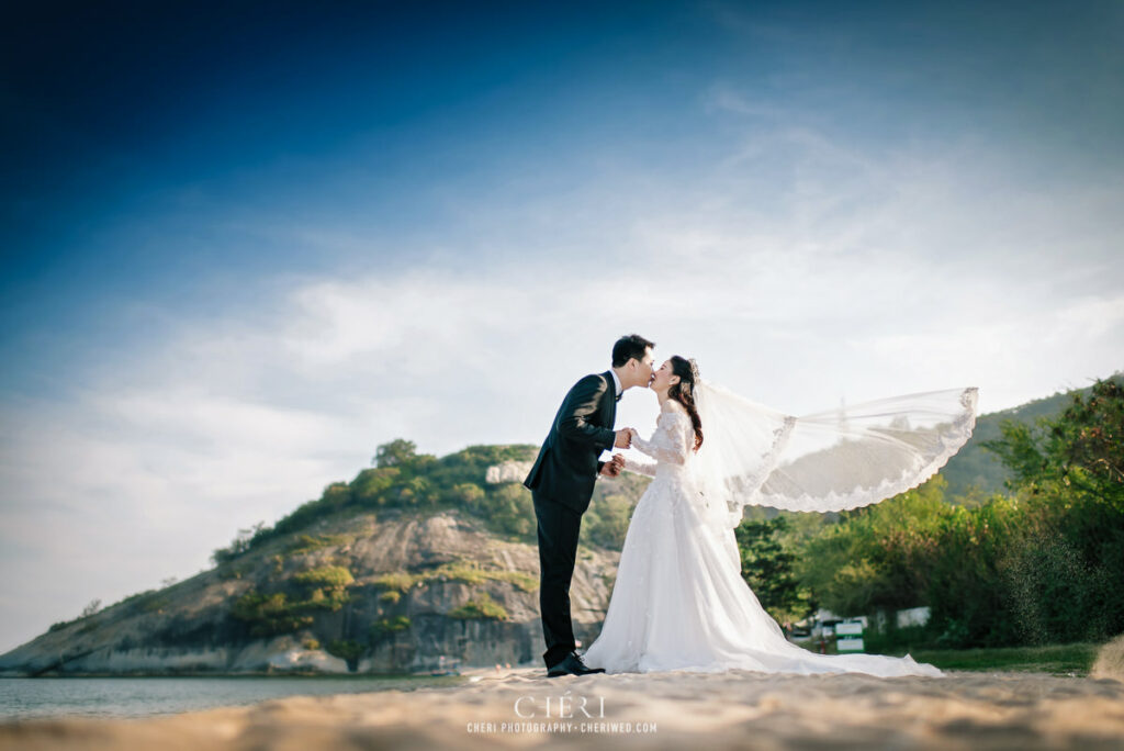 Hua Hin Beach Pre Wedding Photoshoot Isssay and Picasso from China