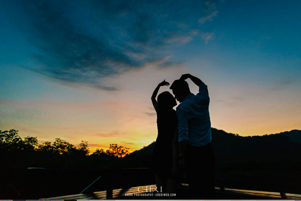 Hua Hin Beach Pre Wedding Photoshoot Isssay and Picasso from China