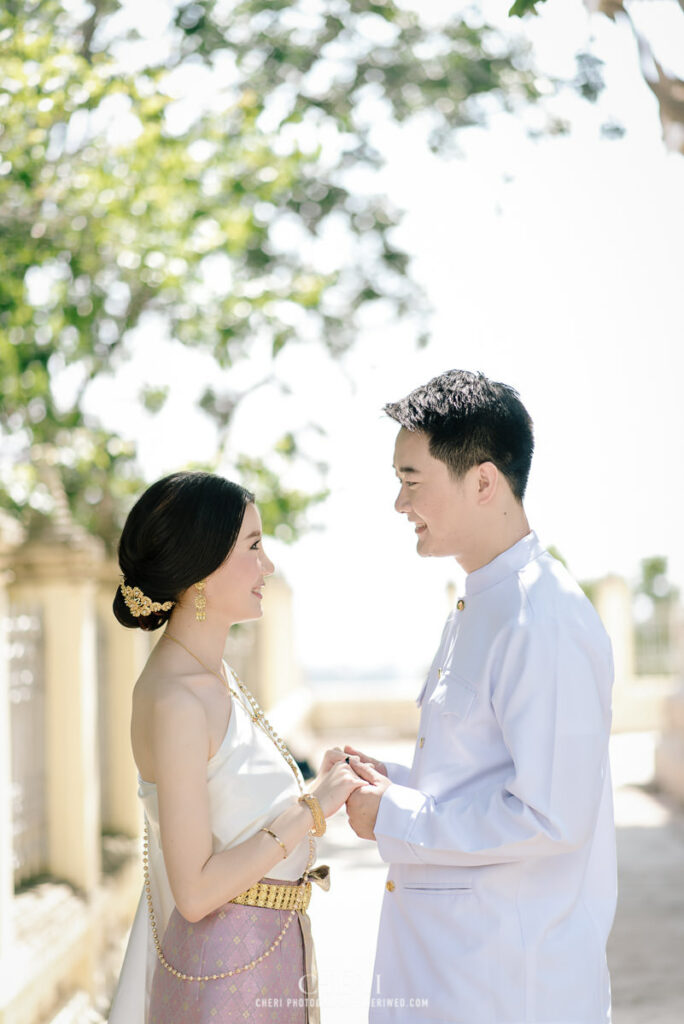 Hua Hin Beach Pre Wedding Photoshoot Isssay and Picasso from China