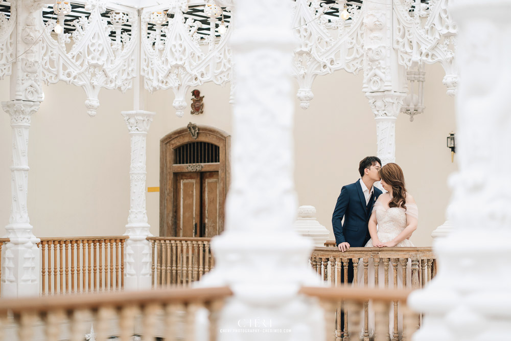 Benedict Studio Pre-Wedding Singaporean Couple's Photoshoot in Bangkok