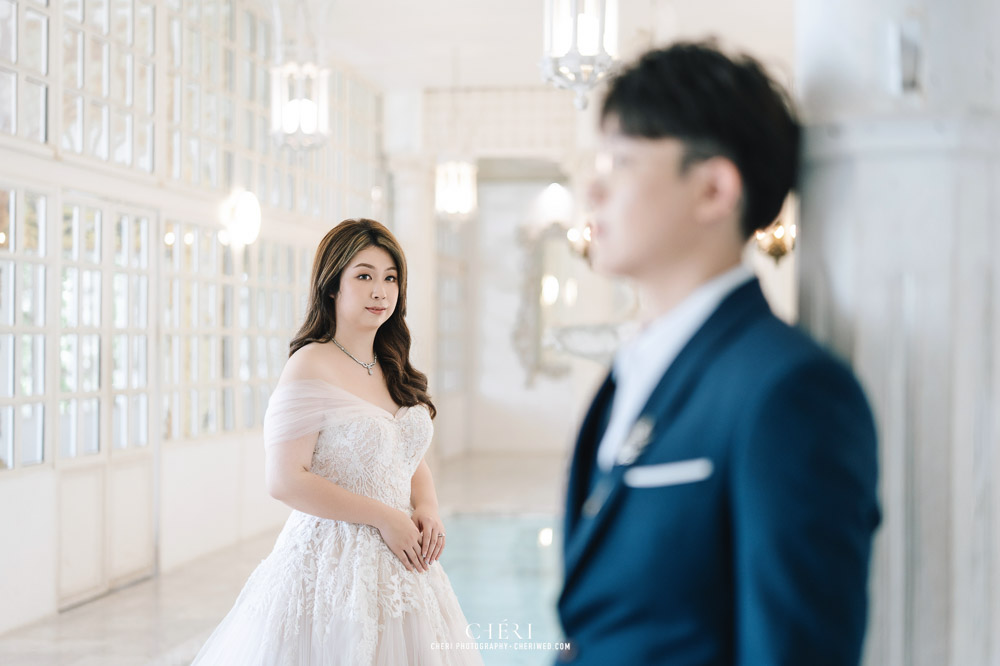 Benedict Studio Pre-Wedding Singaporean Couple's Photoshoot in Bangkok