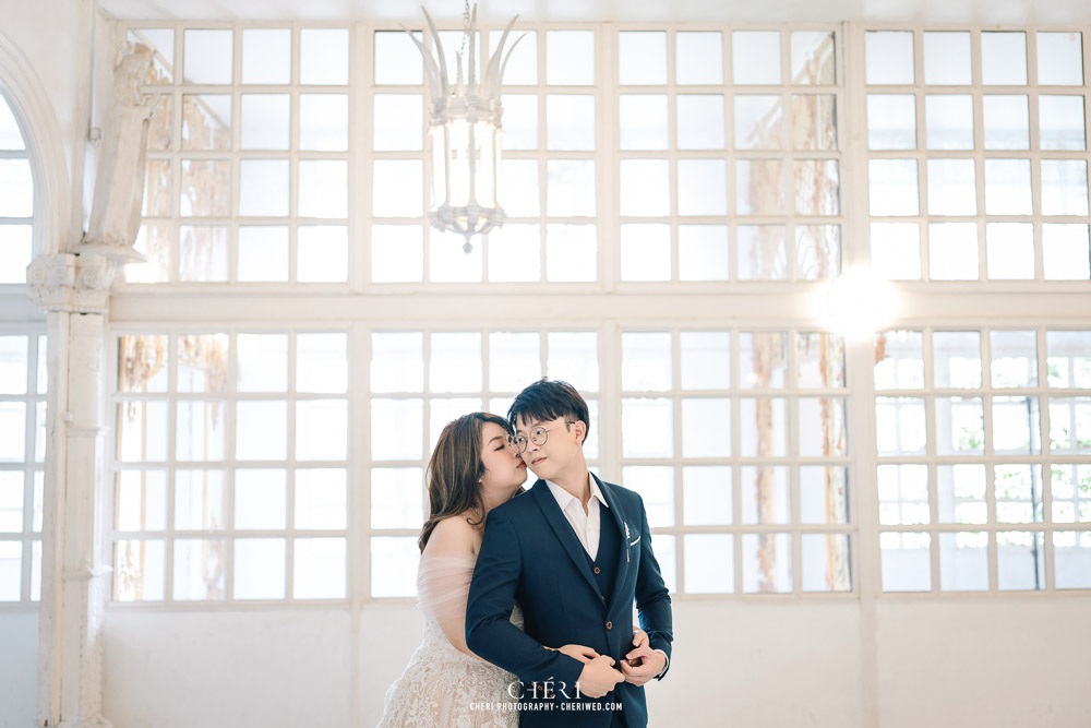 Benedict Studio Pre-Wedding Singaporean Couple's Photoshoot in Bangkok