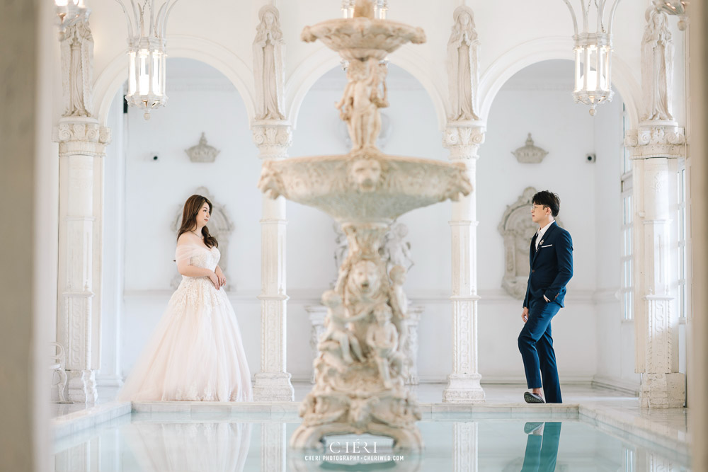 Benedict Studio Pre-Wedding Singaporean Couple's Photoshoot in Bangkok