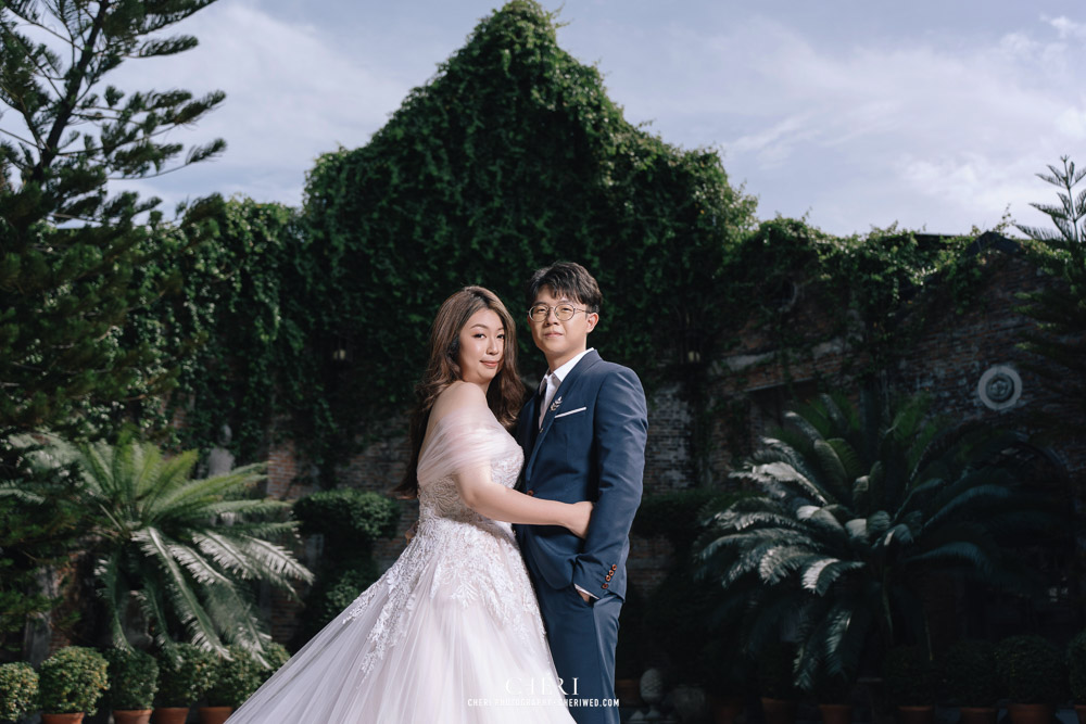 Benedict Studio Pre-Wedding Singaporean Couple's Photoshoot in Bangkok