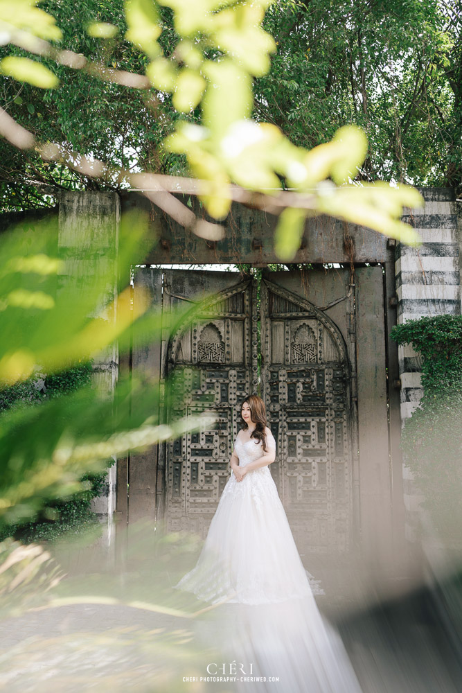 Benedict Studio Pre-Wedding Singaporean Couple's Photoshoot in Bangkok