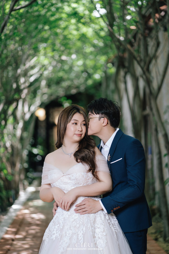 Benedict Studio Pre-Wedding Singaporean Couple's Photoshoot in Bangkok