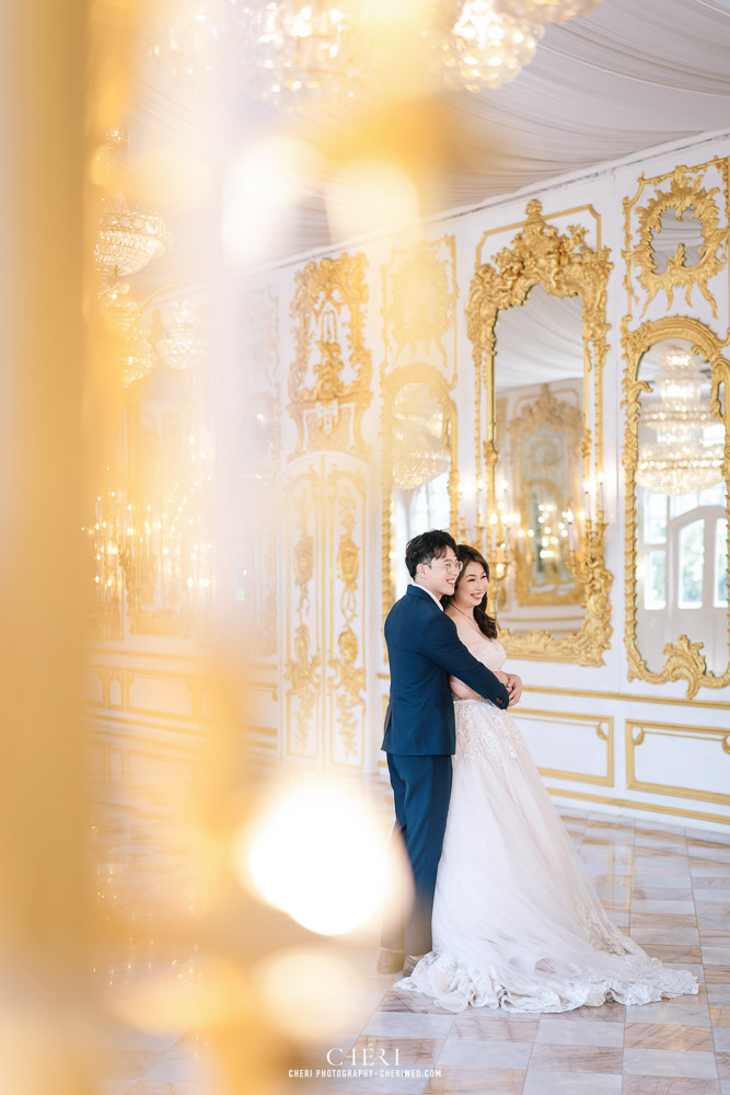 Benedict Studio Pre-Wedding Singaporean Couple's Photoshoot in Bangkok