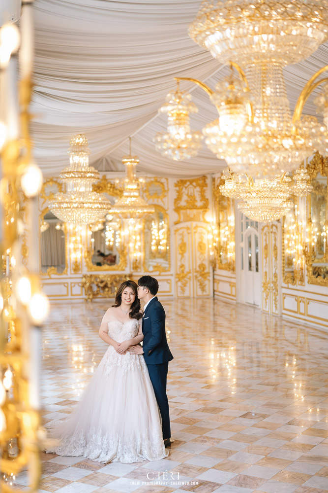 Benedict Studio Pre-Wedding Singaporean Couple's Photoshoot in Bangkok