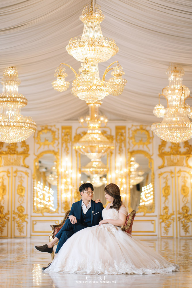 Benedict Studio Pre-Wedding Singaporean Couple's Photoshoot in Bangkok