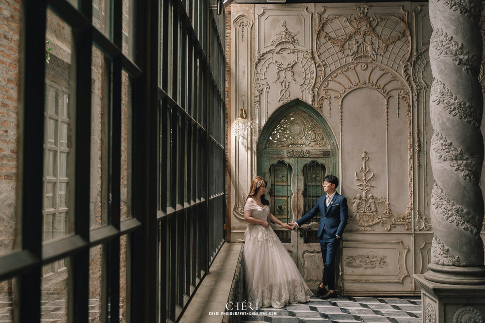 Benedict Studio Pre-Wedding Singaporean Couple's Photoshoot in Bangkok