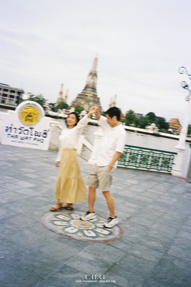 Film Photographer in Bangkok Thailand Pre Wedding Shoot 