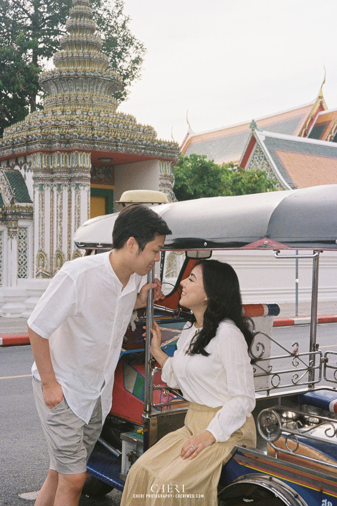 Film Photographer in Bangkok Thailand Pre Wedding Shoot 